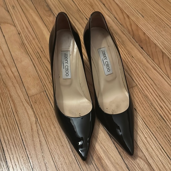 Amazing condition Jimmy Choo Agnes 247 in black patent